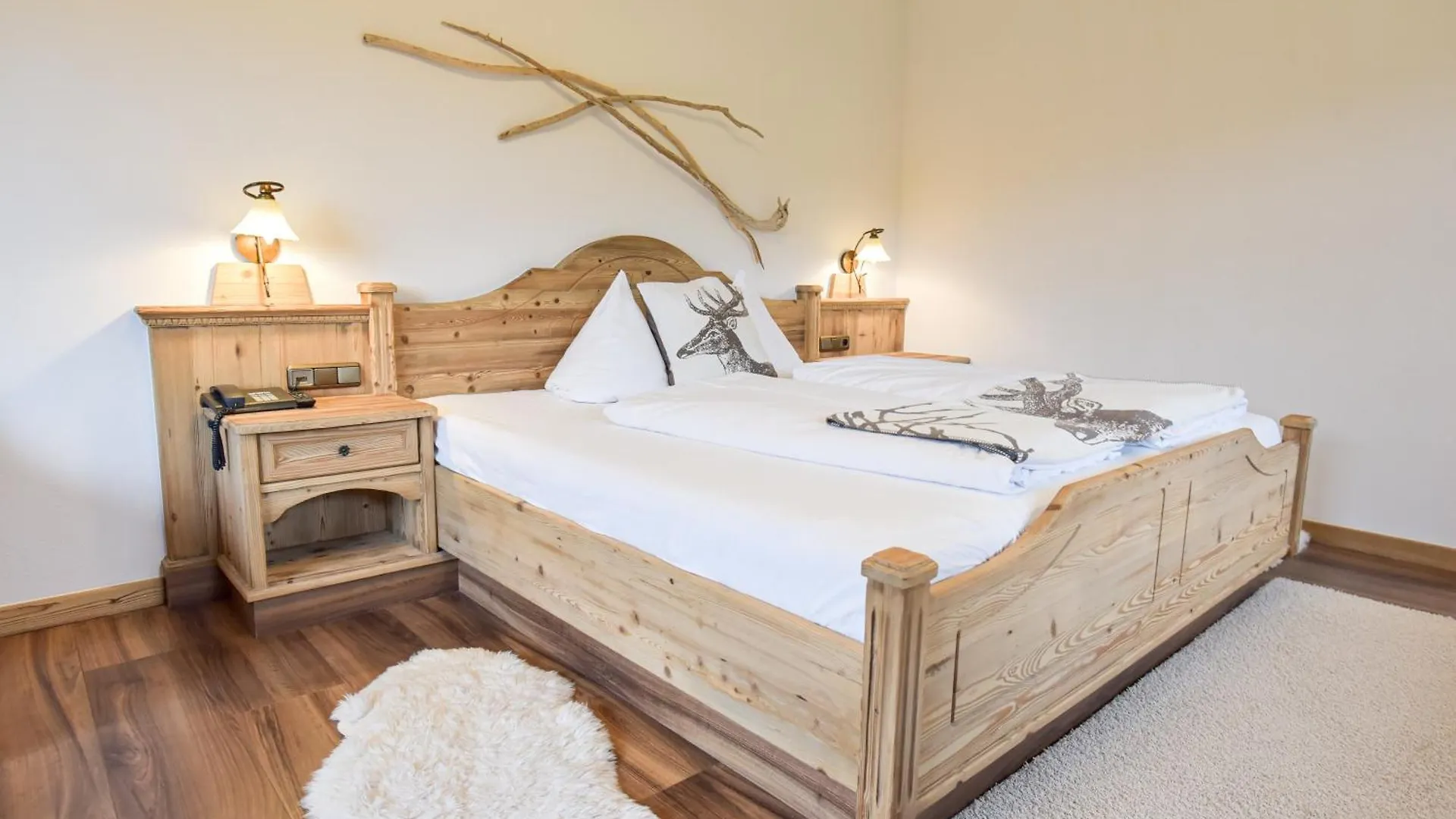 Feuriger Tatzlwurm Hotel Bayrischzell